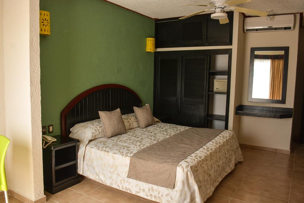 Suites Los Arcos (Adults Only) Isla Mujeres Extérieur photo